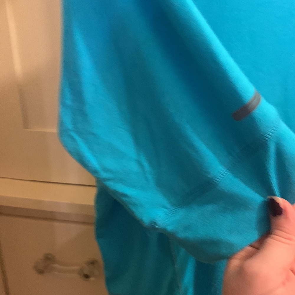 Tangerine Blue Top Size Large - Picture 5 of 7